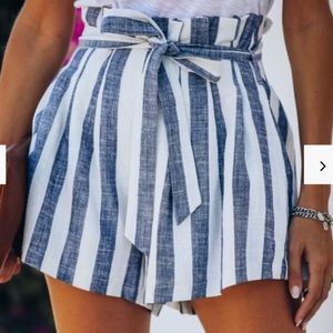 Cute paperbag style shorts